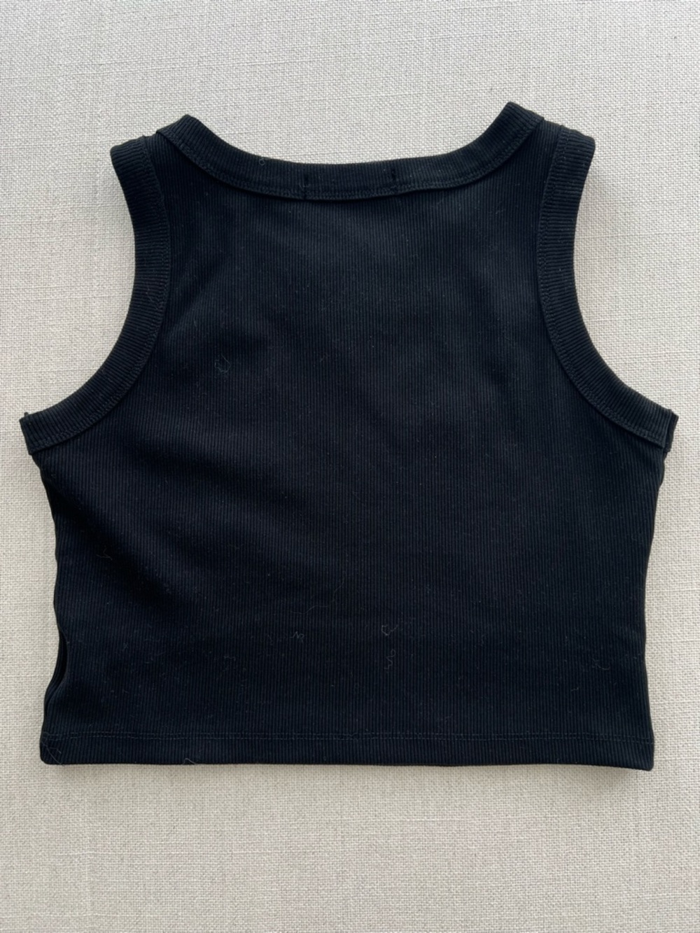 Black Ribbed Cotton Triangle Logo Cropped Tank Top - Picture 6 of 8